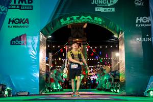 BIB: 5552
                            <button type="button" onclick="openModal(24875997)" class="btn btn-primary btn-sm float-right btn-popup" data-toggle="modal" data-target=".modal-high-quality">
                        <i class="fas fa-shopping-cart"></i> Add to Cart
                    </button>
                                            <button type="button" onclick="isThisMe(24875997, true)" class="btn btn-success btn-sm float-right btn-popup btn-isme hidden" data-toggle="tooltip" data-placement="bottom" title="นี่คือรูปของคุณใช่ไหม คลิกที่นี่เพื่อเอาเข้าอัลบั้ม">
                        <i class="fas fa-plus"></i> Add to album
                    </button>
                    <button type="button" onclick="isThisMe(24875997, false)" class="btn btn-warning btn-sm float-right btn-popup btn-isnotme hidden">
                        <i class="fas fa-ban"></i> Remove from album
                    </button>